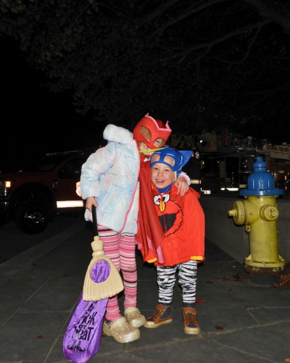 experiencemaury's tweet image. 🎃👻 Get ready for a spooktacular time at Haunting in the District on Oct 31st! Join us in downtown Columbia from 6 PM-8 PM for free trick-or-treating that's fun for the whole family! Don’t miss out on this hauntingly good time! 🍬🕷️

#HauntingInTheDistrict #ExperienceMaury