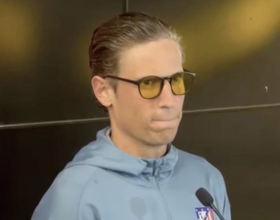 25 partidos consecutivos jugando los 90 minutos.

Sol,huevos y fumigadas. In that order.