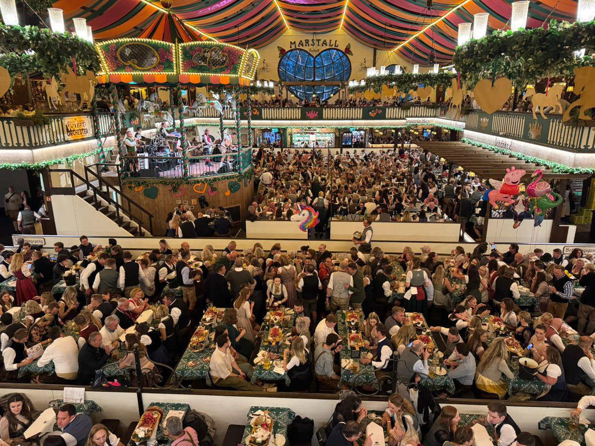 Finn_Gerard0x's tweet image. Team building at #Oktoberfest

Need to brush up on the Schlager

📍Next stop #Token2049 🇸🇬
