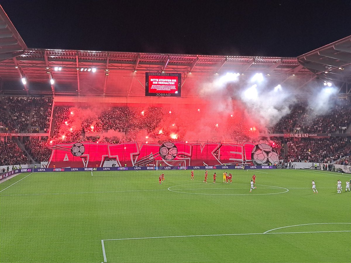 Ich bin zufrieden. Bin Basler, aber hab in  Freiburg studiert. Eine Region und so, blablabla. Ich bin einfsch happy über dieses Spiel. 😂 😃 #rotblaulive