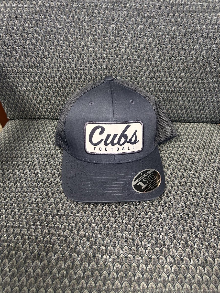 Look at my friends over ⁦<a href="/SpragueCubs/">SpragueCUBS</a>⁩ getting into the mix! They definitely 💯 understood the 📝 ✏️!!
Thank you 🙏 said my bald head!! 👴 ⁦<a href="/CFISDAthletics/">CFISDAthletics</a>⁩ ⁦<a href="/CyFairISD/">Cypress-Fairbanks ISD</a>⁩