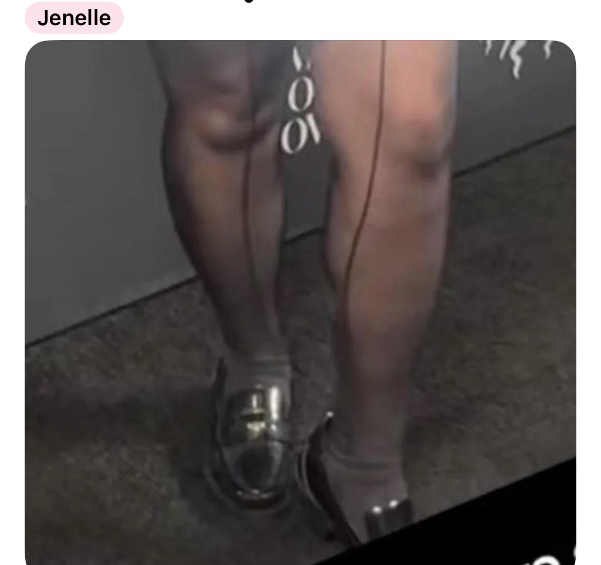 nonamenotsame's tweet photo. Imagine taking parenting advice from someone who can’t keep seams straight pic #credittoreddit https://t.co/waJMzHljVF