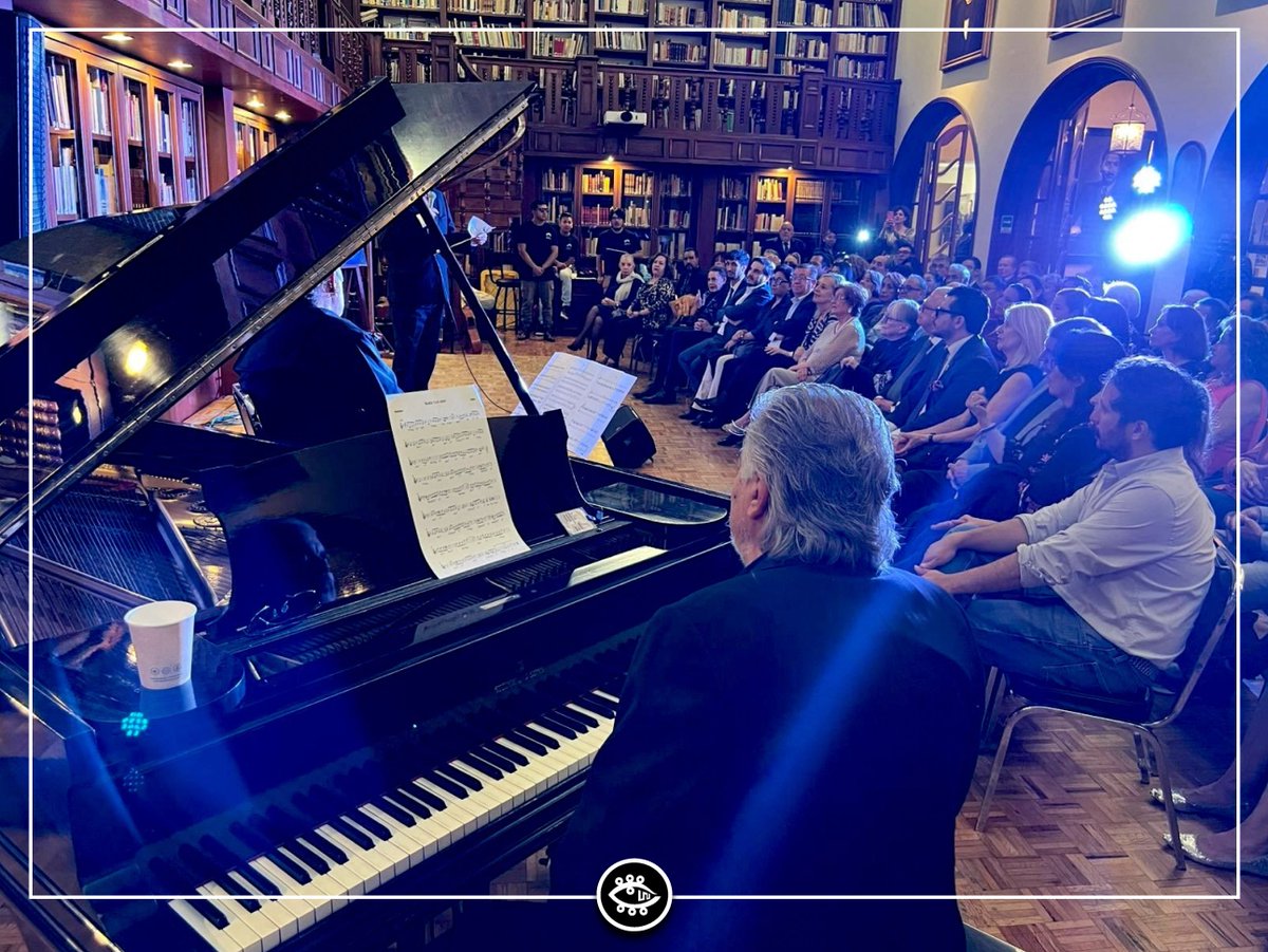 FMiguelAleman's tweet image. Inauguración del Festival de Tango México 2025 en la Fundación Miguel Alemán #FMA, con la asistencia de la #Embajadora de #Argentina en #México, María Gabriela Quinteros; el de #Bolivia, José Vladimir Crespo; y el coordinador ejecutivo del @AuditorioMx, Eduardo Amerena.