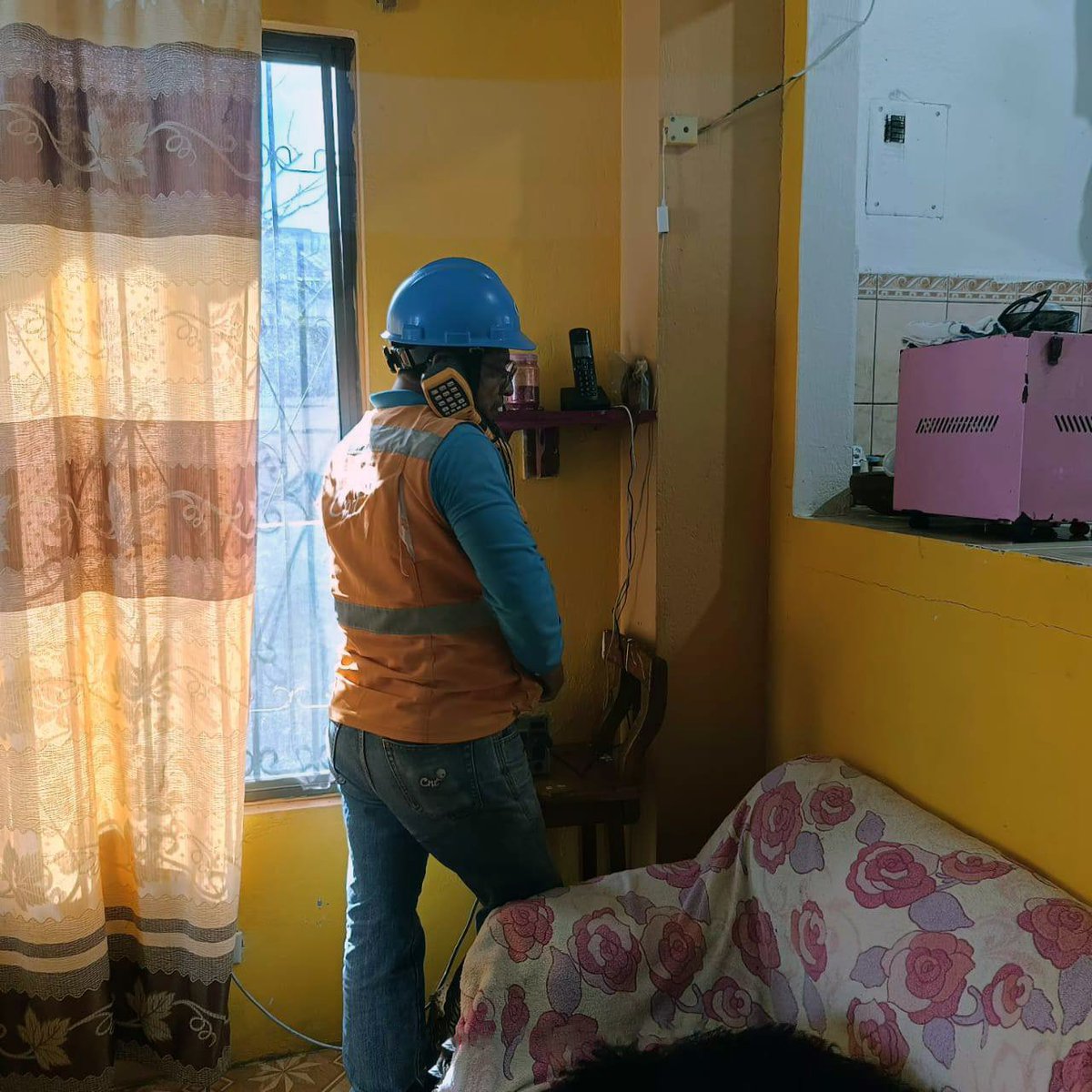 Personal técnico de #Pichincha y #Galápagos trabajará en la Isla Santa Cruz hasta inicios de octubre, beneficiando a más de 150 hogares con instalaciones, migraciones y reparaciones.

Seguimos coordinando acciones para llevar servicios de última tecnología a cada rincón del país.