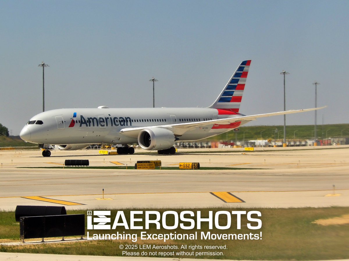 LEMAeroshots's tweet image. Make all of your dreams come true with this wide-body plane! -LEM 🇺🇸💭☁️😴

✈️ @AmericanAir @Boeing 787-8 #Dreamliner 🌐 @TravelOneWorld 🎨 Flag and Flight Livery 🔢 #N878BG 📍 ORD (@Fly2OHare) 🗓️ May 25, 2023 📸 @Kodak @KodakPIXPRO AZ528

#LEMAeroshots #FlyChicago #ChooseOHare