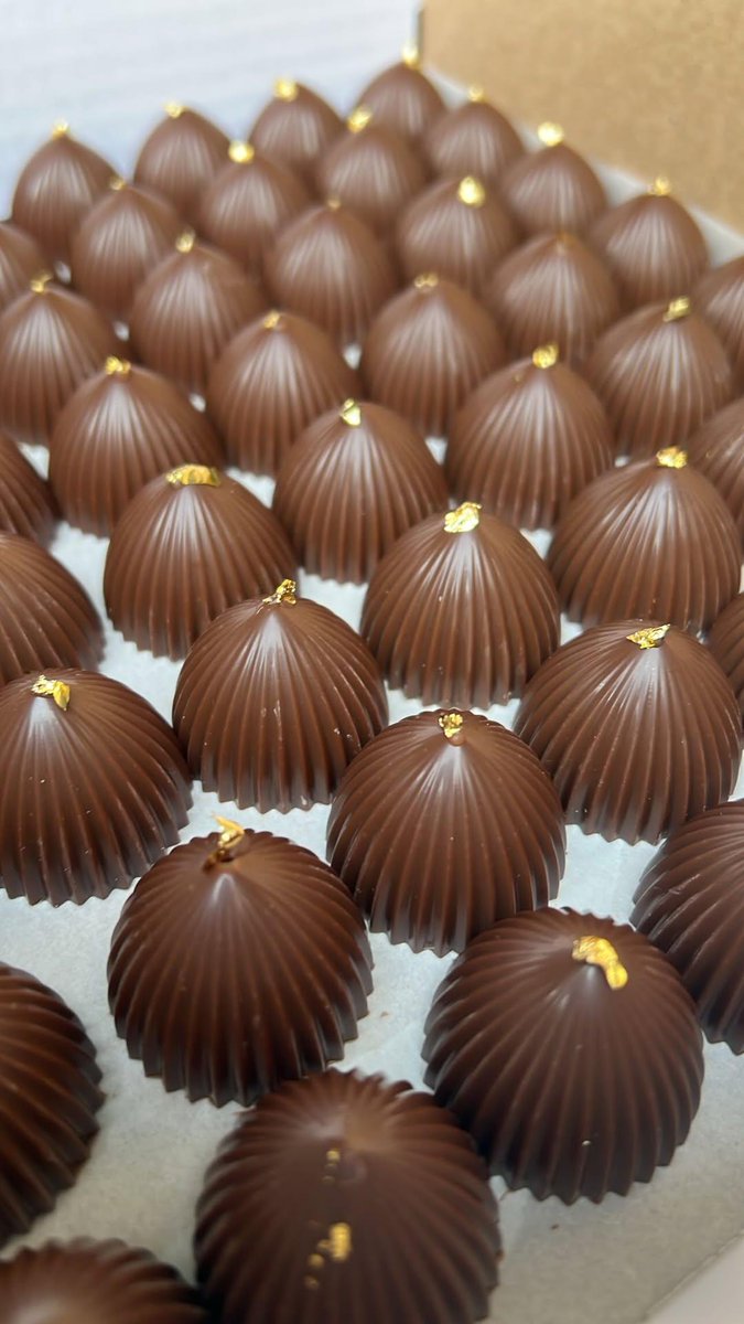 Chocolate_W1985's tweet photo. شوكولا بلجيكي مكشوف VIP
للإستفسار 0545208570

#شوكولاته #شوكولاته_بلجيكيه #شوكولا #شوكولا_الرياض #القصيم #تبوك #جدة https://t.co/kuBIHMTHZJ