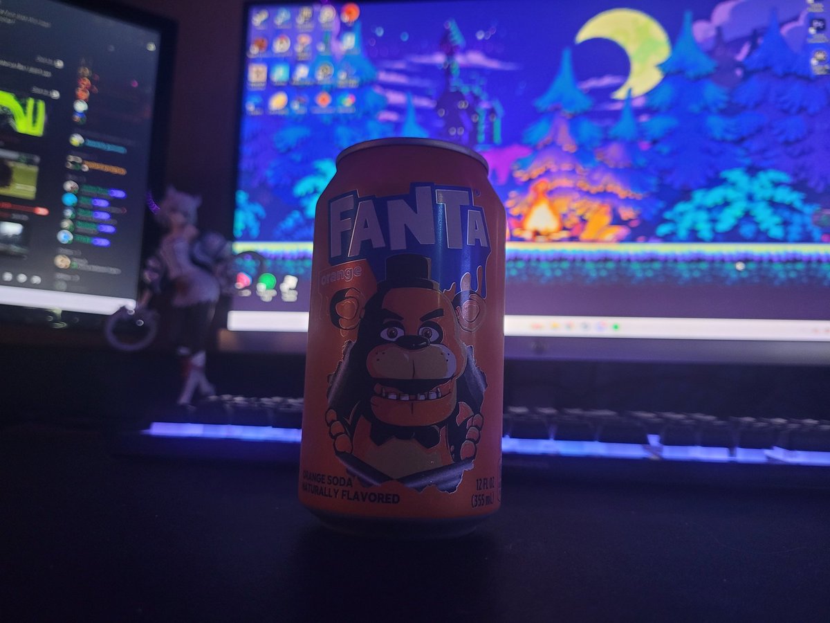 YumChickle's tweet photo. getting #sloshed tonite 💯 https://t.co/Ynw2yI9hIN