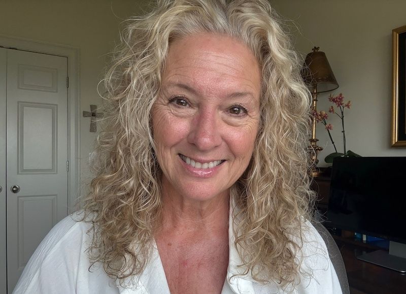 “No One Wants to be with Me.”

Ever feel that way? Are you craving a deeper connection? In this week’s Own Your Worth Wednesday’s broadcast, one of our attendees was struggling with her connection to her hubby and friends. facebook.com/groups/womenle…