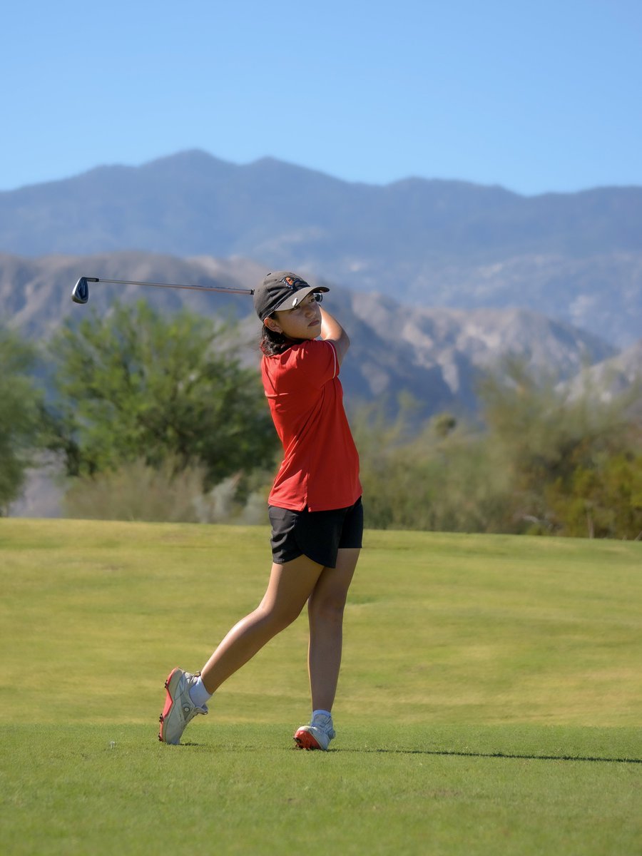COD_Athletics's tweet image. ⛳️ GALLERY ⛳️
Catch all the shots from today’s @CollegeOfDesert Women’s Golf match at Ironwood CC — 2nd stop of the @SportsOEC schedule!

📸: Jake Humphries

#CODGolf | #GoRoadrunners | #YourCommunityYourCollege