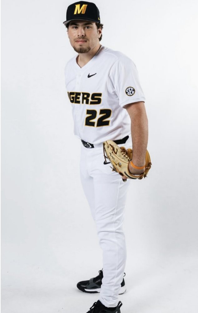 "His bullpens are very mature — big league-like almost…he’s landing everything and has a good motor about him.” 

<a href="/MizzouBaseball/">Mizzou Baseball</a> HC Kerrick Jackson on true freshman <a href="/Sam_Rosand/">Sam Rosand</a> 👀