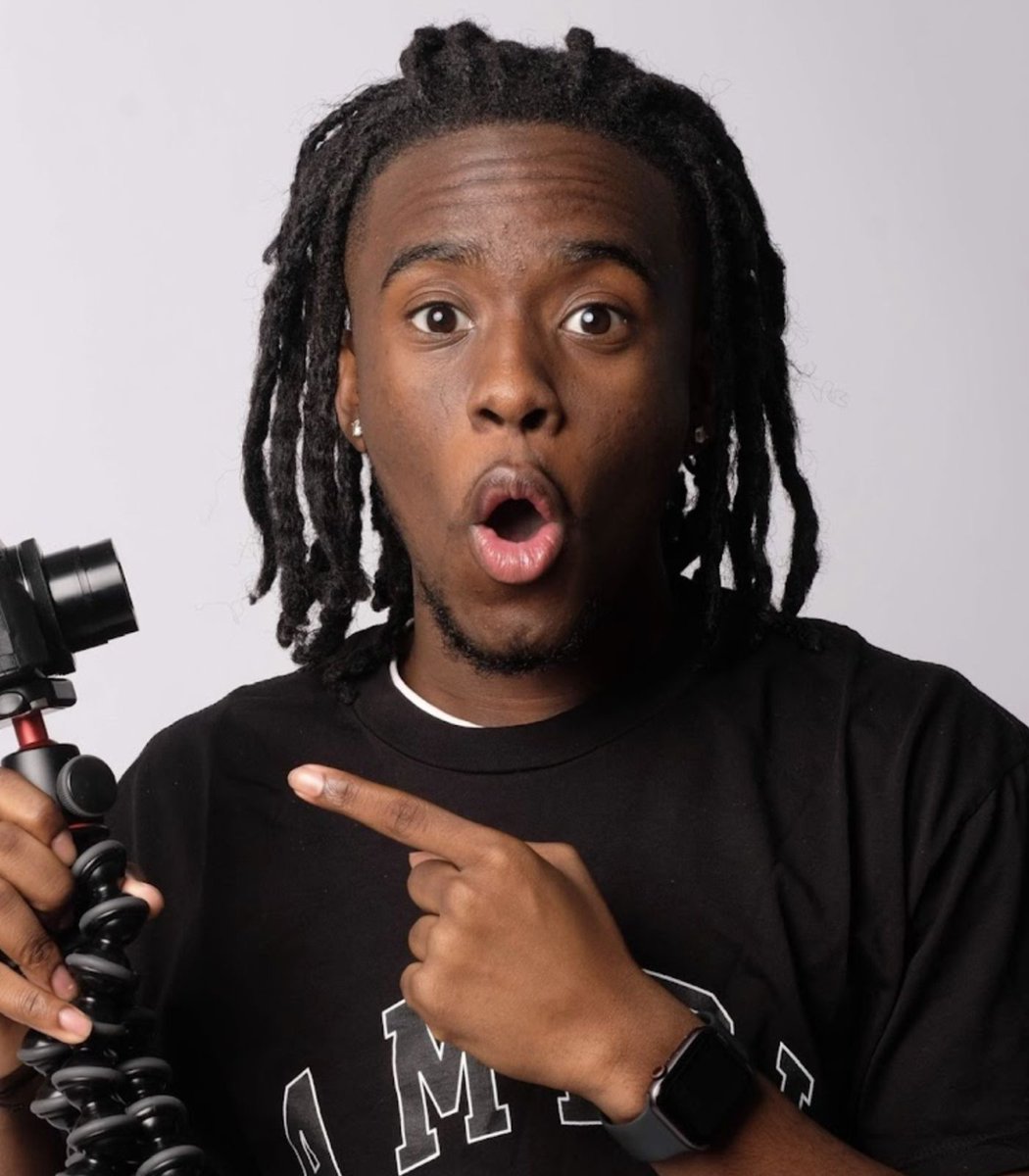 Dexerto's tweet photo. Kai Cenat has officially broken the world Twitch subscriber record for the third time, with over 728,600 subscribers https://t.co/JZMGZXth8o