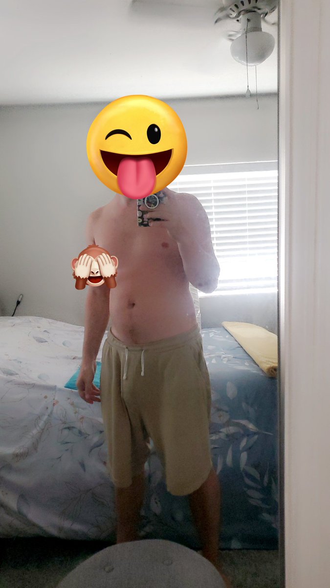 DallasShaffer05's tweet image. Happy hump day!! Trying to get more packing done 😮‍💨 but while I do that look for the hidden thing in the picture 😜😘😈🍆