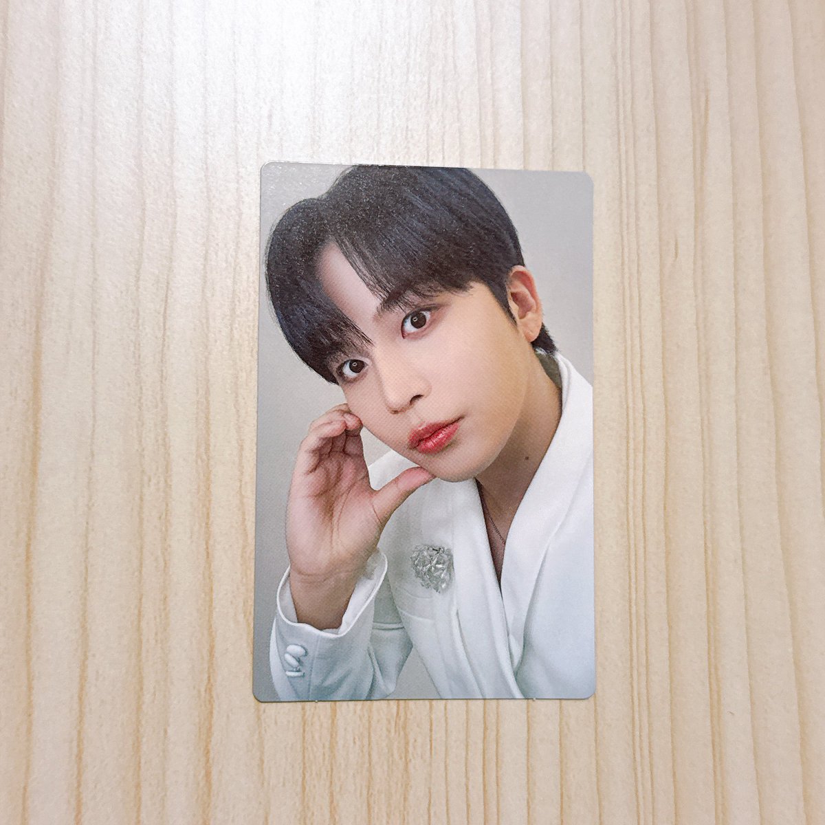 ATEEZ Ashes to Light ユニバ ラキロト 24枚 トレカ 토나 on X: 