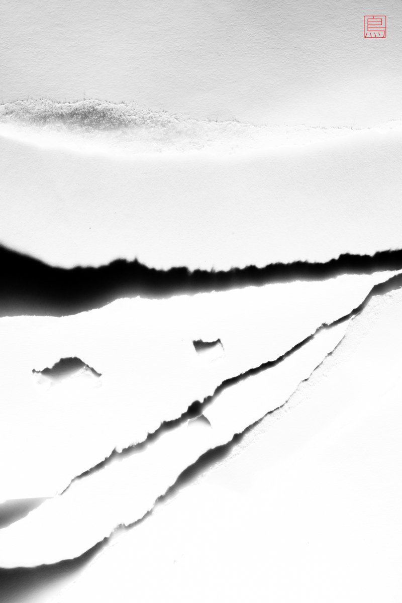 VISUALCREATURE's tweet photo. I am launching a unique digital collection of my award-winning fine art series 'Everyday Landscapes' on @foundation!

The Other Long Road Ahead is a portrait-format variant of the physical artwork The Long Road Ahead (Edition of 9 + AP). Released as an exclusive digital edition of 10, it offers collectors a unique counterpart to the original. 

https://t.co/lOsAk4O0aP