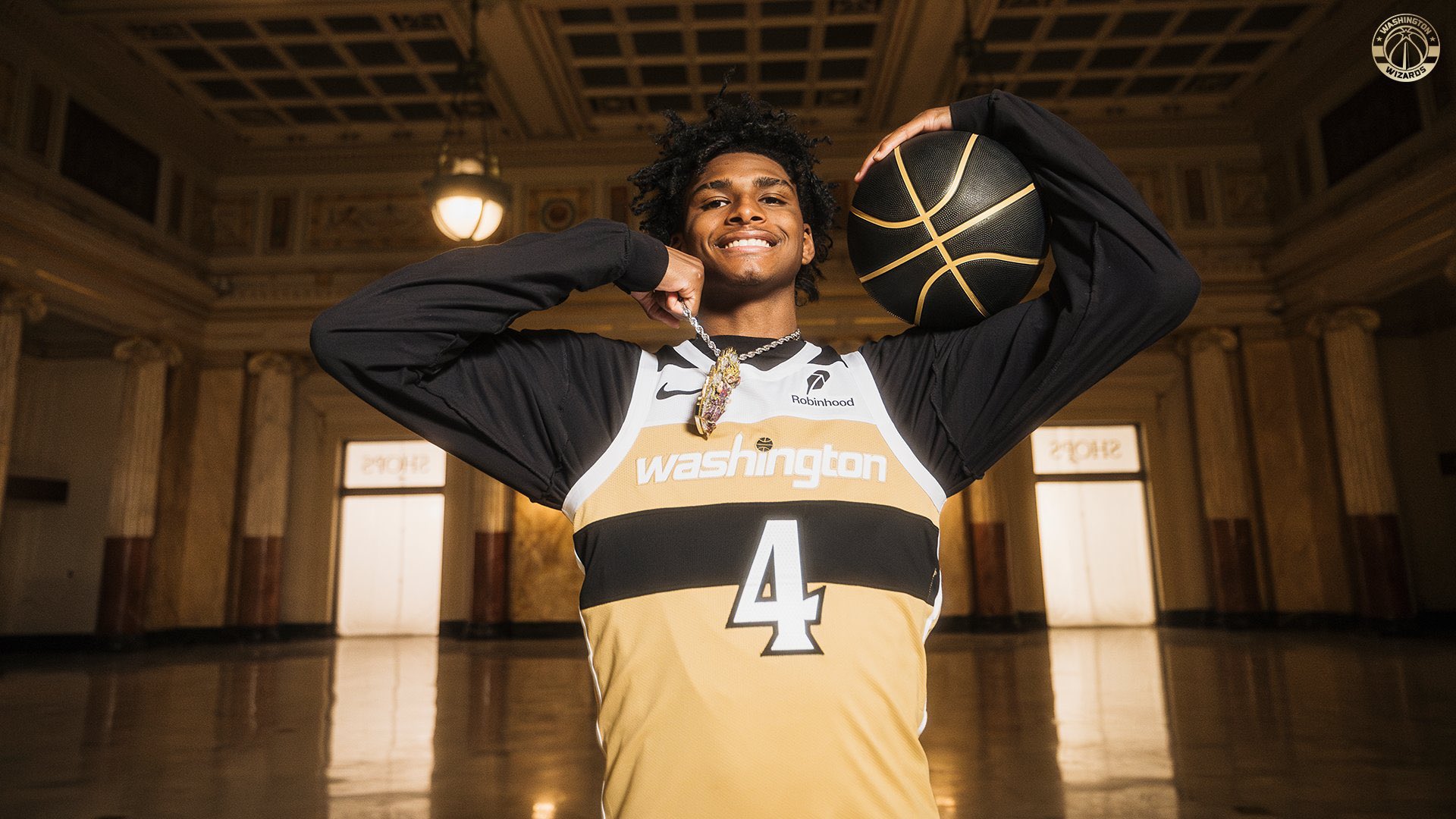 新品非売品】八村塁 ボブルヘッドフィギュア 八村塁 フィギュア