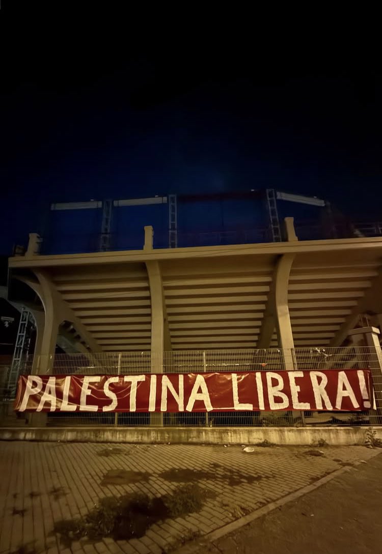 “Palestina libera!”. Al Filadelfia lo striscione della tifoseria granata contro il genocidio