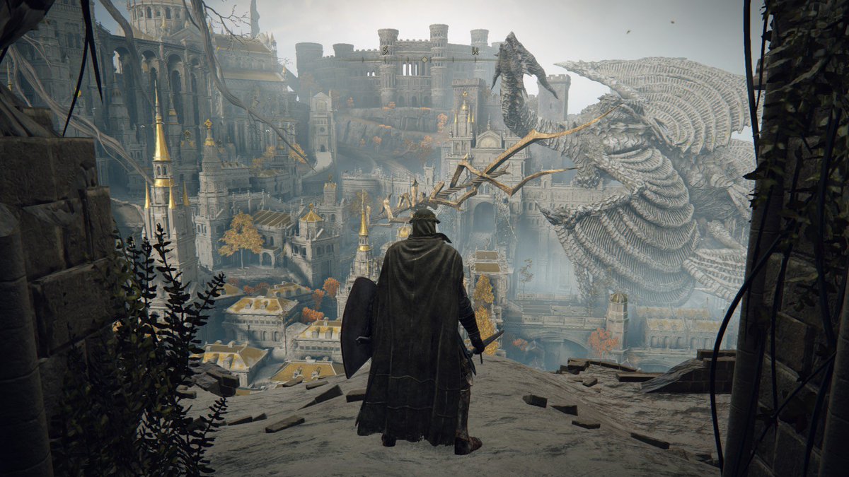 tealful's tweet image. Finally made it to the capital! 😌

#EldenRing #Leyndell #FirstPlaythrough