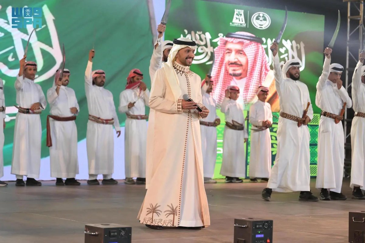 #واس | 🇸🇦

اليوم الوطني / محافظة قلوة تحتفل باليوم الوطني الـ 95 للمملكة
 spa.gov.sa/N2407424

#اليوم_الوطني_بقلوة
#بلدية_محافظة_قلوة
#أمانة_منطقة_الباحة
#الباحة_تحتفل_باليوم_الوطني