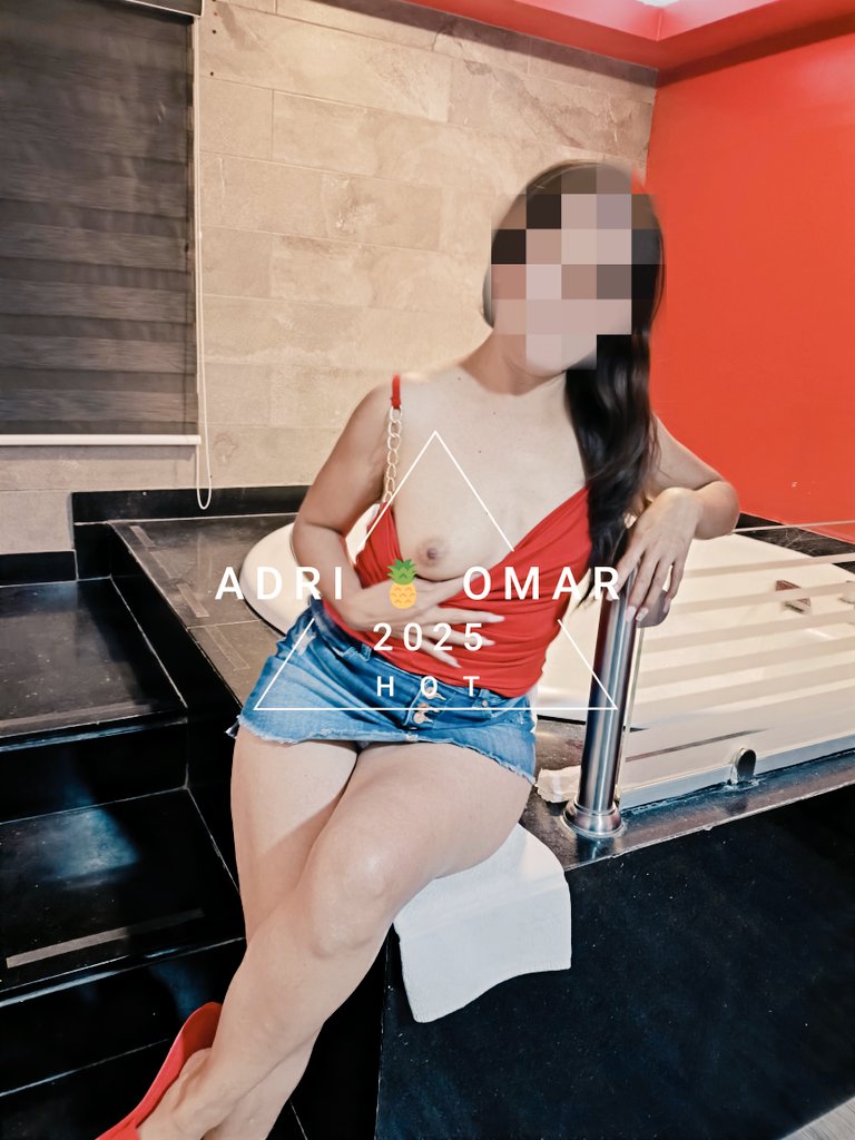 Adri y Omar tweet media