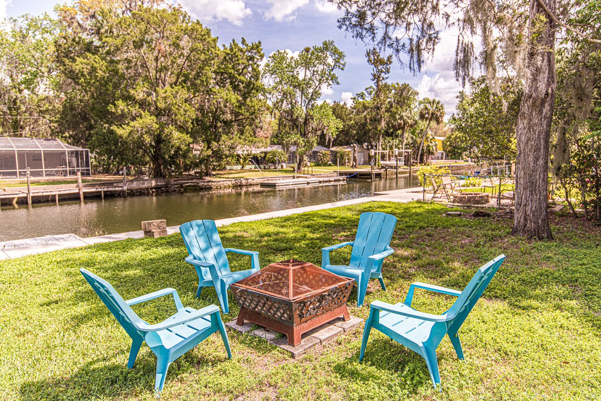 Gulf Coast Getaways tweet media