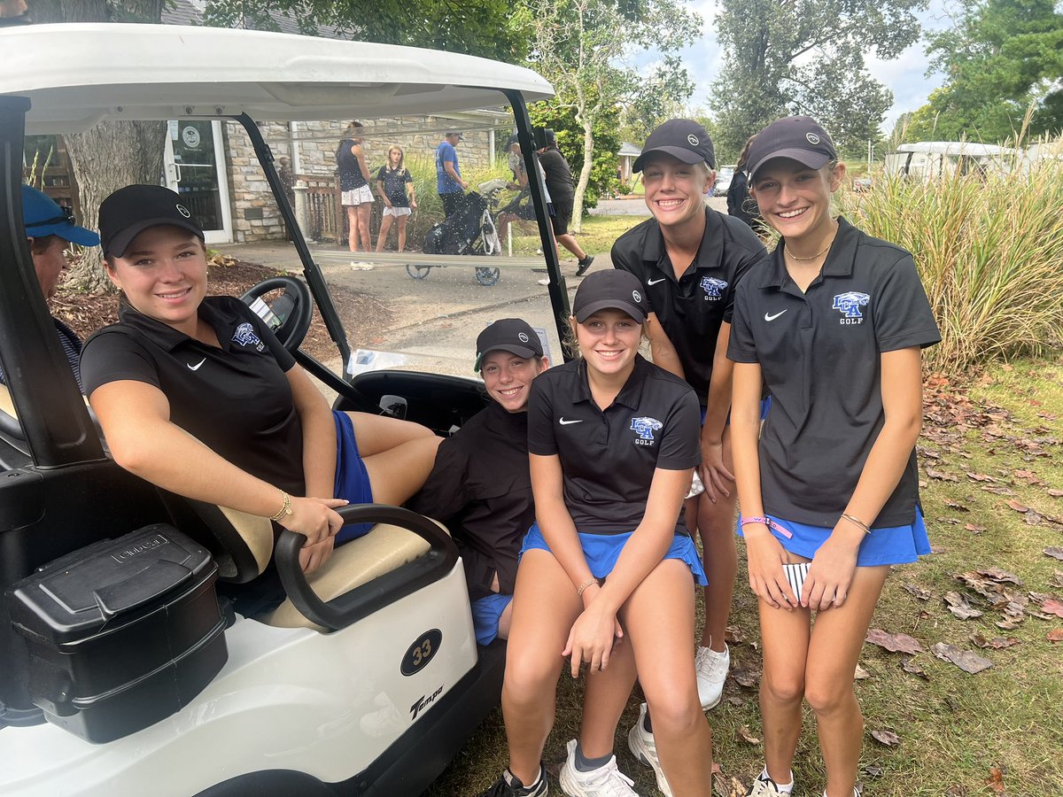 Ladies WIN LCA’s 9th Region Championship with a 298 (+10) today at Lakeside GC!! 2nd title in 3 years!! State 1st Round at Winchester CC 9/29.
Individual results:
T2 Carter Lankford (+1)
T2 Grace Soale (+1)
T8 Piper Dunn (+4)
T8 Caroline Lankford
17 Elle Chamberland (+11)