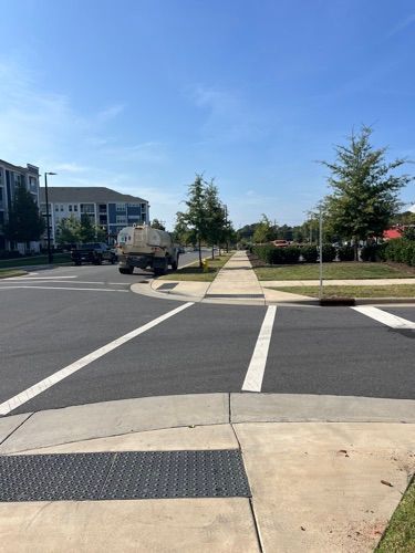 MokenaLotClean's tweet image. 📸✨ Picture-perfect properties, every time. 

#PropertySolutions #CleanLotExperts #propertymanagement #portering #powersweeping #facilitymanagement #littercleanup #exteriorservice #CurbAppeal #PropertyMaintenance #GroundsMaintenance