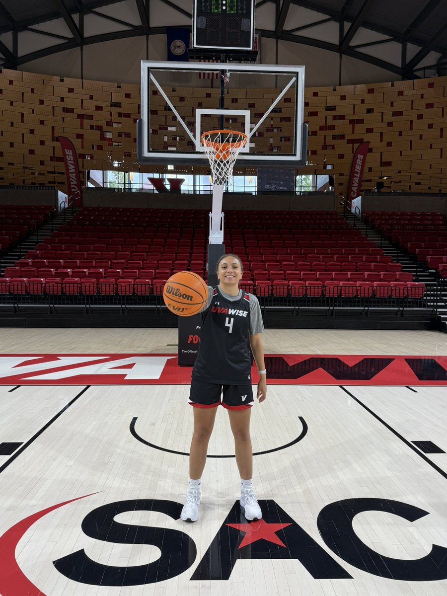 Gabby Crawley tweet media