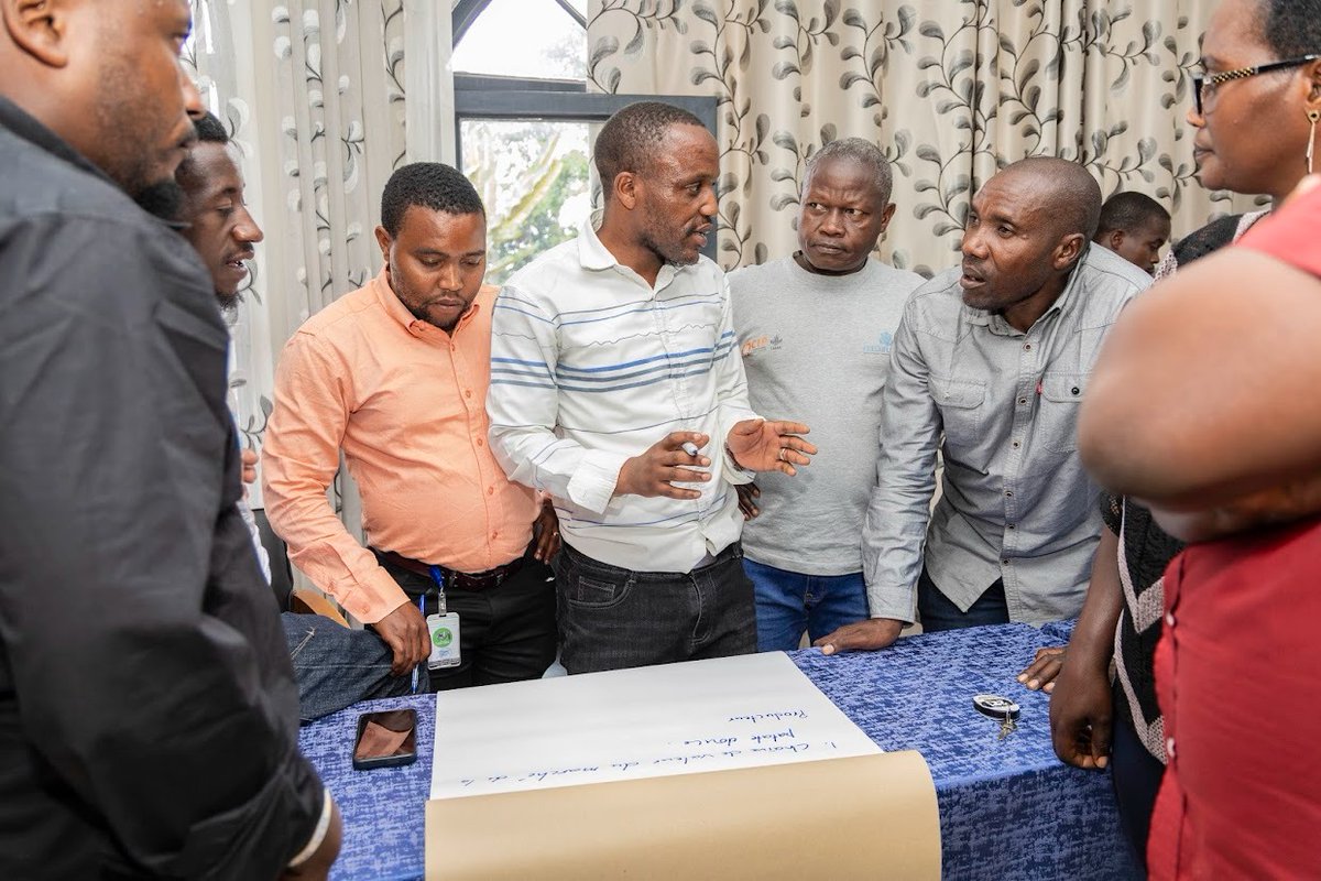 CipotatoRW's tweet image. Strengthening capacity, collaboration &amp;amp; impact!
This week, @Cipotato, @RwandaAgriBoard, @BiovCIAT &amp;amp; partners train trainers on #OFSP in Huye- Rwanda. The goal: better vines, healthier roots, stronger value chains &amp;amp; improved nutrition for millions in Eastern #DRC.