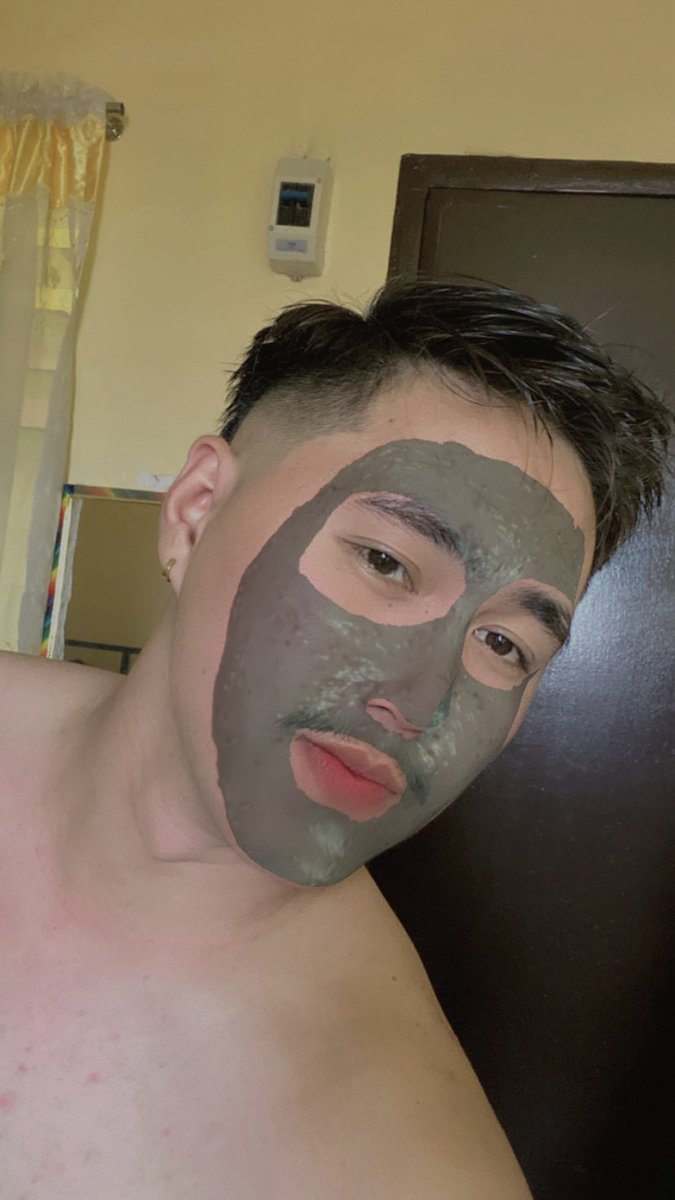 datsdyerwin's tweet photo. This mf is back lol https://t.co/uNn3ozSou2