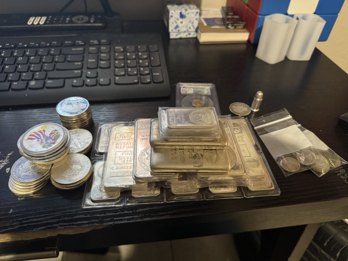 Radley Belanger tweet media