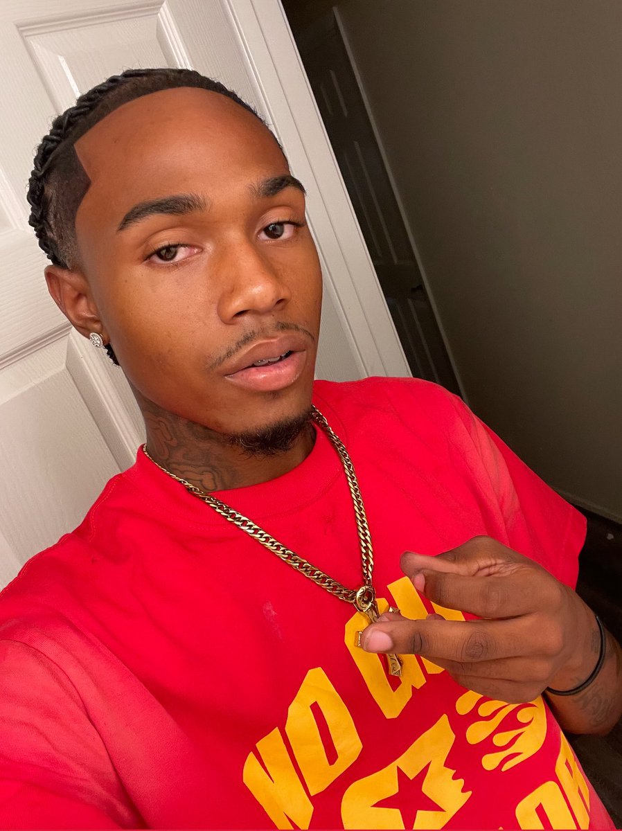 J tweet media