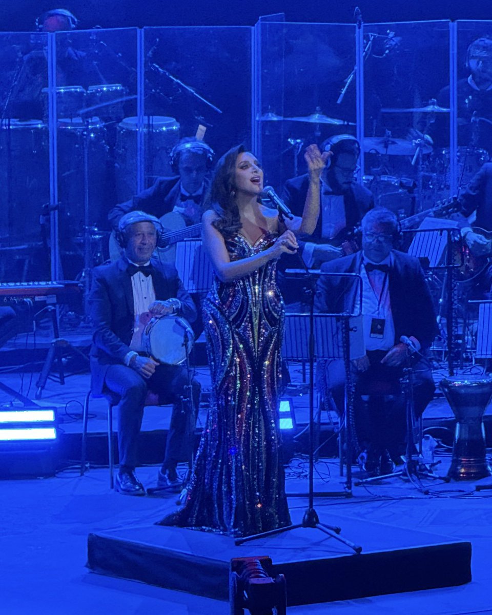 TFASIEEL's tweet photo. it was a great night 
big love Angham 
@Angham 
#AnghamRoyalAlbertHall https://t.co/RWjdUle3pA