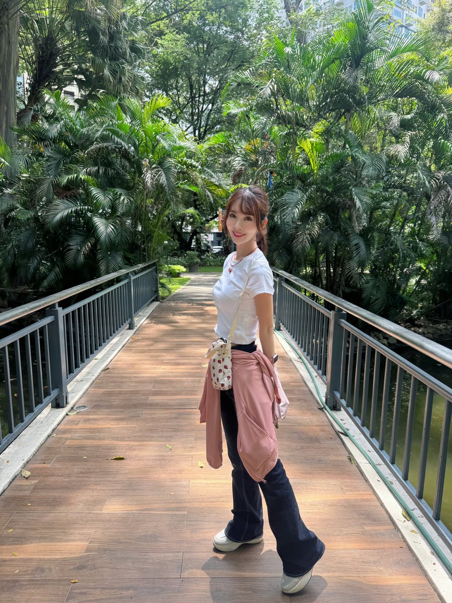 myutan_ruby's tweet image. おはよう☀
今日と明日、ビッグサイトでお仕事💃
行ってきます🚃!
#Philippines
#manila
#モデル #ミスジャパン
#ミス埼玉
#撮影会
#作品撮り
#被写体
#カメラマンさんと繋がりたい
#カメラマンさん募集
#ポートレートしま専科
#ボートレートモデル