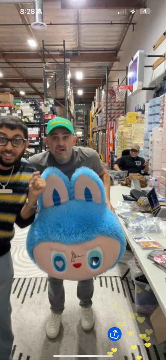 <a href="/VeeFriendsCards/">VeeFriends Cards</a> <a href="/Coolkicksla/">Cool Kicks LA</a> <a href="/Whatnot/">Whatnot</a> <a href="/veefriends/">VeeFriends</a> Was awesome enjoyed it.   Entertaining and knowledgeable. Impressed