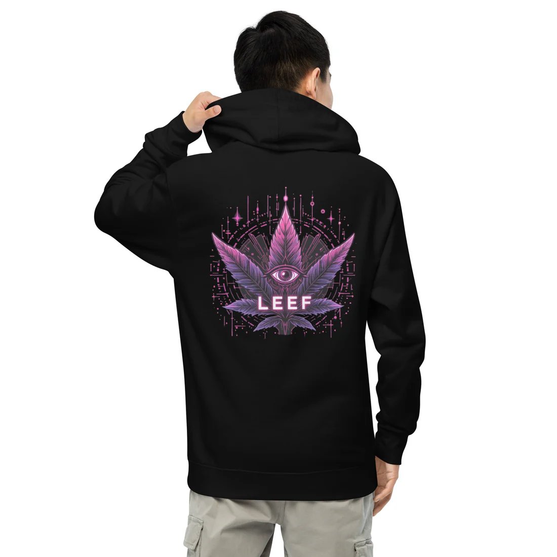Brand New LEEF Hoodie Just Dropped On Our Merch Store 

10$ discount until newyear
Code: RedEye

shop.leeftoken.io/products/eye-i…

#CryptoMerch #LEEF_Merch #LEEF