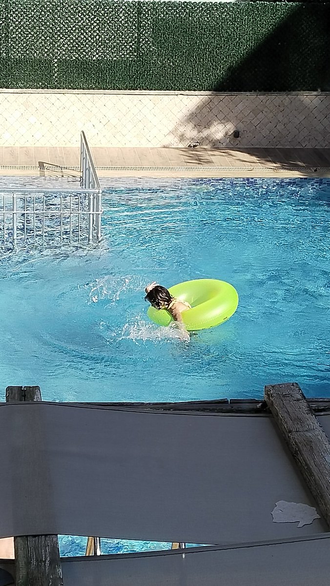 Sukriye Ciftci (@ciftcisukriye) on Twitter photo 