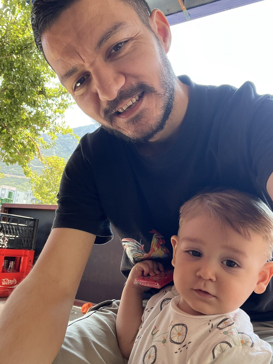 “Yeğen, insanın kalbine düşen ikinci evlat sevgisidir.”🤍👦