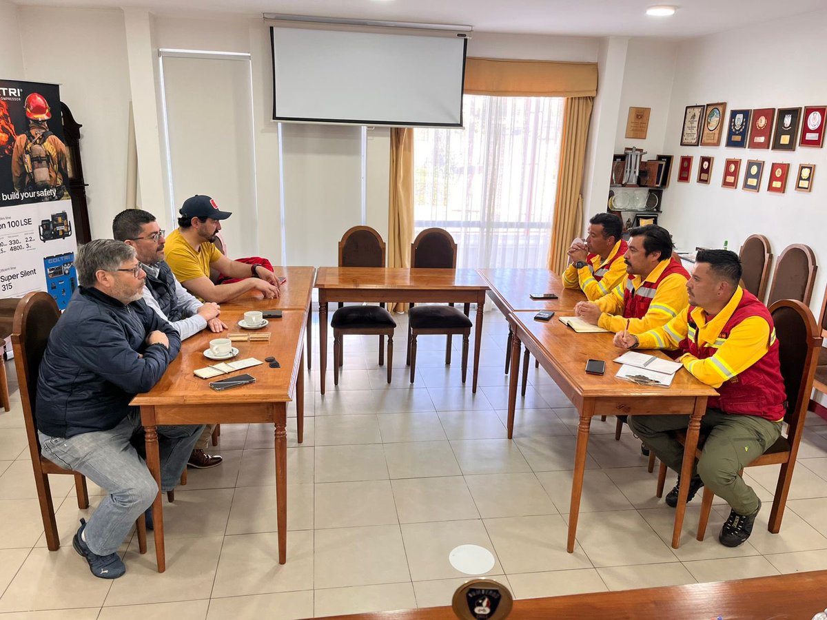 CONAF Valparaíso tweet media