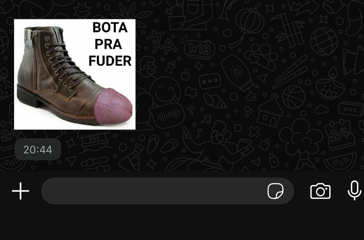 filyphee's tweet photo. Eu tô rindo pra crlh desse figurinha kkkkkkkkkkkkk https://t.co/akvHHiOL0u