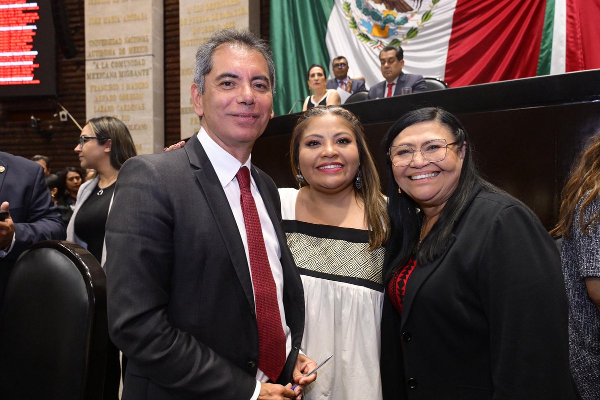 📍 Hoy recibimos con mucho gusto en el pleno de la Cámara de Diputados al secretario de Hacienda, Édgar Amador Zamora, quien acudió a comparecer en el marco de la glosa del Informe de Gobierno 📊.

Fue un ejercicio importante de rendición de cuentas ✅ y diálogo 🗣️ con las y los