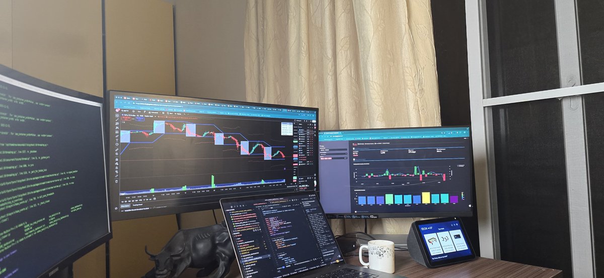 Ravindra_PE's tweet image. 5 am Coding Mode. When there is no boss, you end up doing what you like most and whenever you want.