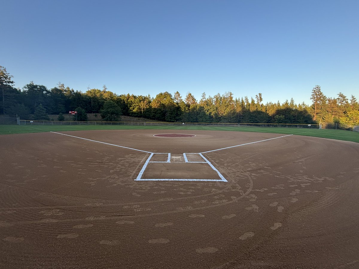 CLCRAIDERS_SB's tweet photo. The field is prepped and ready for our scrimmage with St Cloud tomorrow 3:00 pm at the Findorf Athletic Complex. #rollraids https://t.co/tGlCzxRaQt