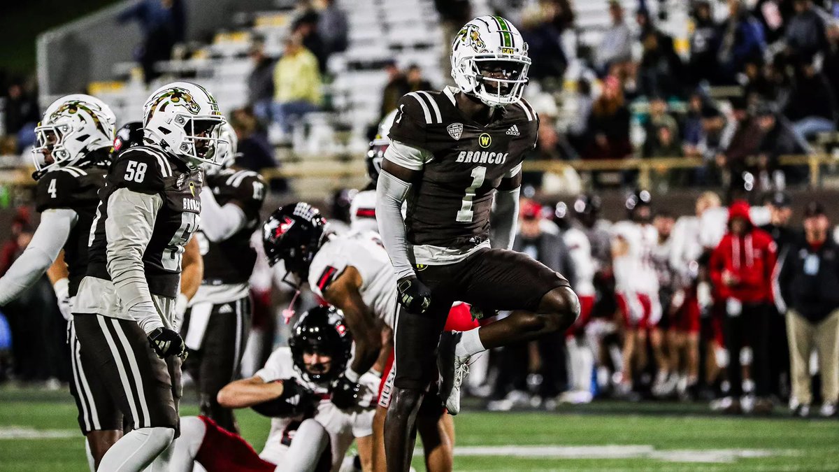 I will be at <a href="/WMU_Football/">Western Michigan Football</a> this weekend!!