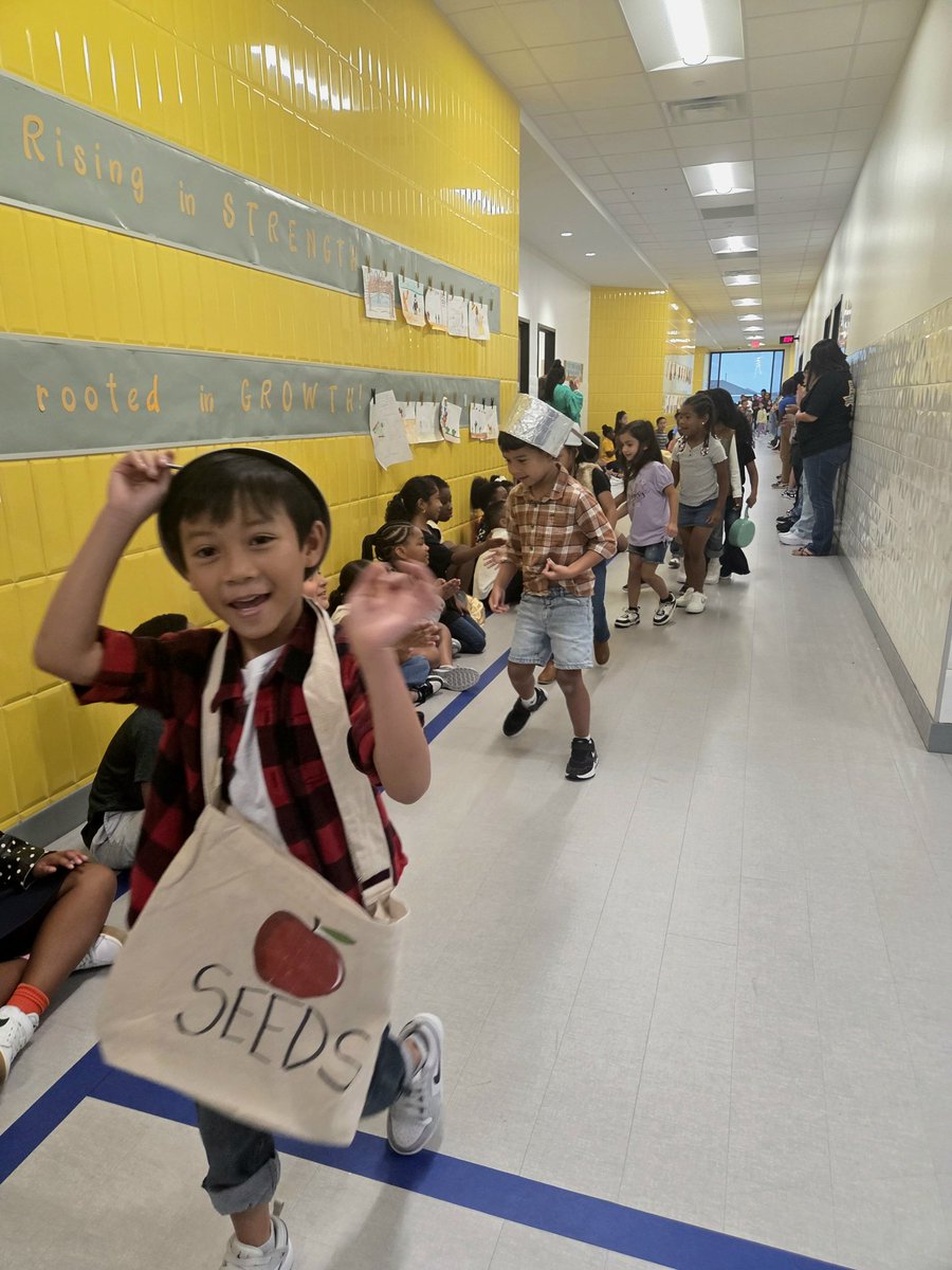 Mrs.Tyndall tweet media