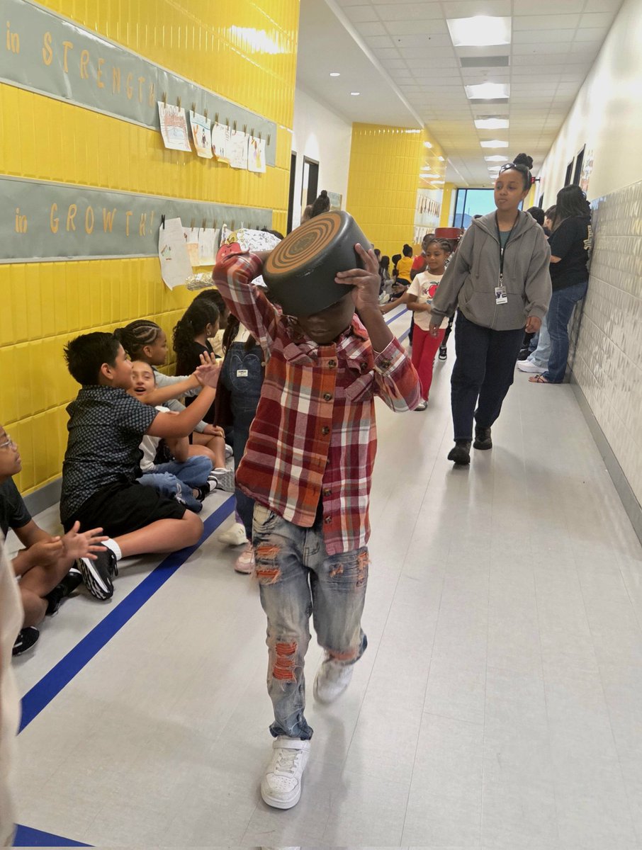 Mrs.Tyndall tweet media