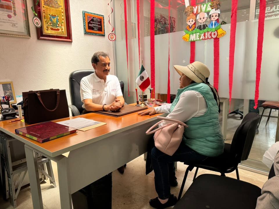 matarubio61's tweet photo. 🌟 "El futuro pertenece a aquellos que creen en la belleza de sus sueños". 🌟

Acudimos al llamado de la ciudadanía para atender sus inquietudes y canalizarlas al área correspondiente.

En el ayuntamiento municipal de San Pedro Cholula estamos trabajando al lado de la ciudadanía. https://t.co/hZ5G9qa0YD