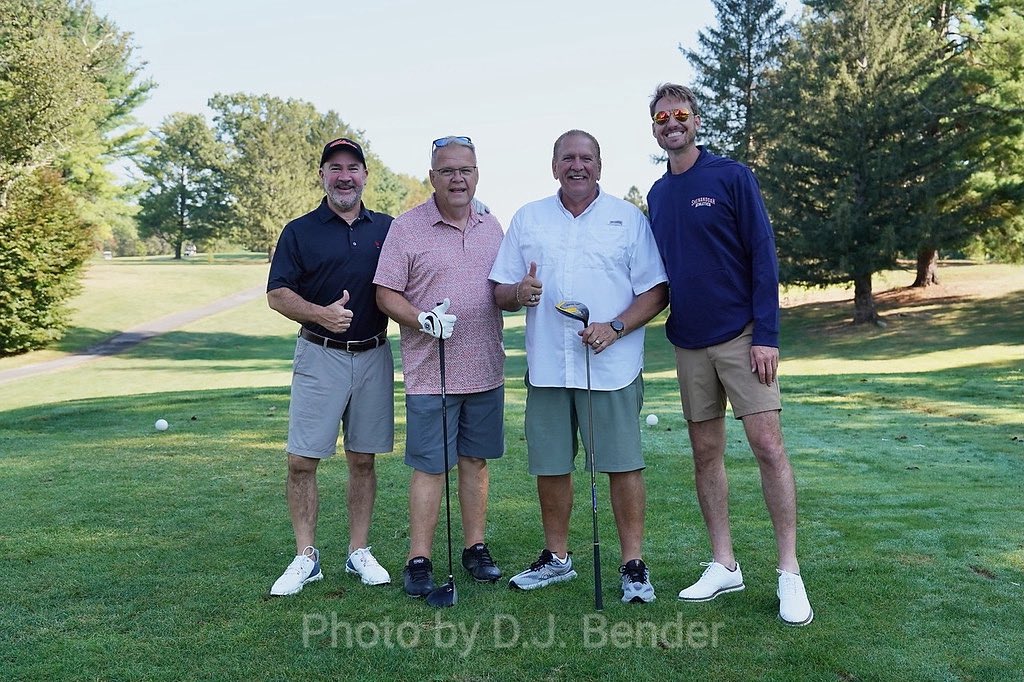 What we lack in golf skills, we make up for in looks!