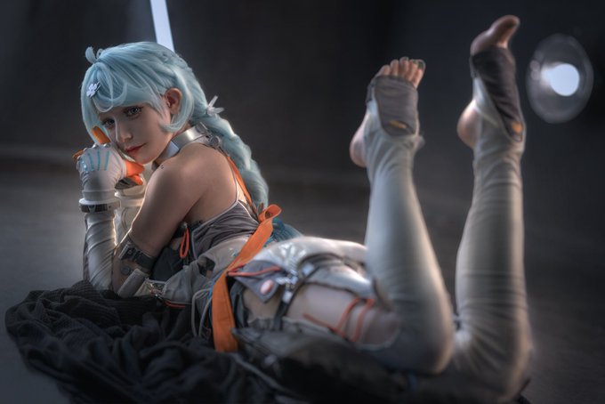 Sminky - this shoot was so epic. more seed feet for u . ur welcome … https://t.co/yQw0GYIGgh