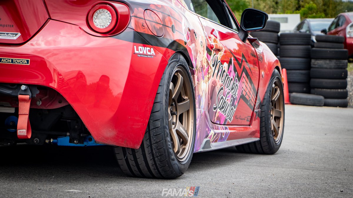 #俺のコンケイブ
顔4  maxコンケイブではないけど反りすぎても某アレっぽくなるので...
近藤エンジニアリングさんが同じ反りであるけど10Jで差をつけるのだ