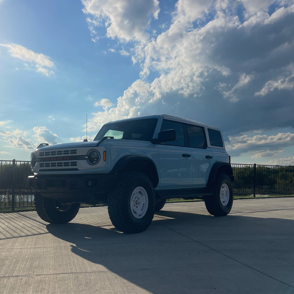 Sold 2025 Bronco Heritage edition with lift and bigger tires. LFG  ⁦<a href="/carsalesmanmike/">Autoplex Mike</a>⁩ ⁦<a href="/AutoplexCustoms/">Autoplex Customs</a>⁩ ⁦<a href="/lewisvilleauto/">Lewisville Autoplex</a>⁩